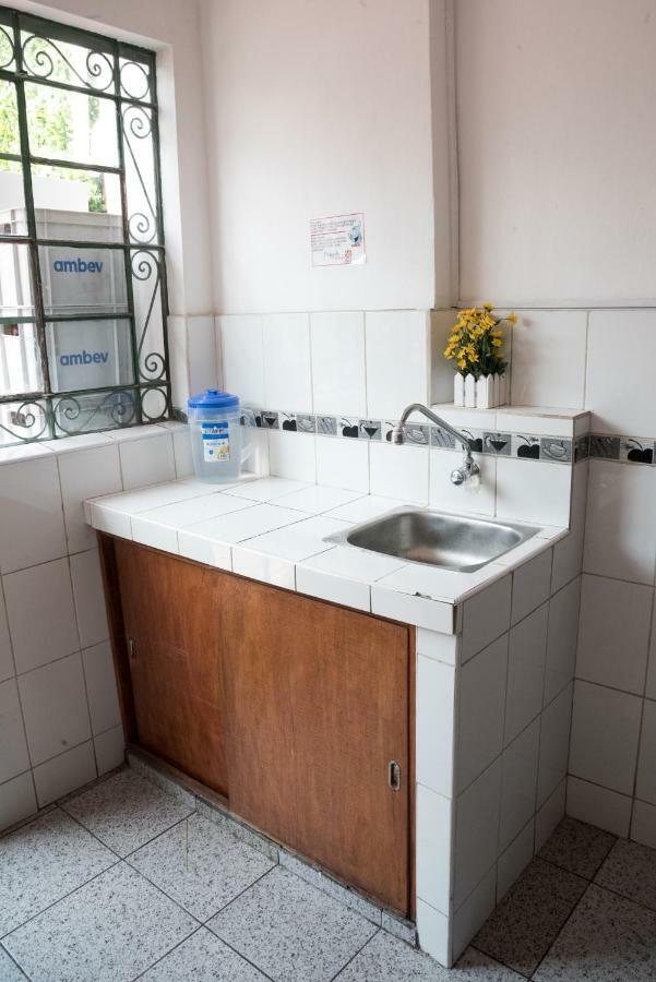 Dragonfly Hostels Barranco Ліма Екстер'єр фото